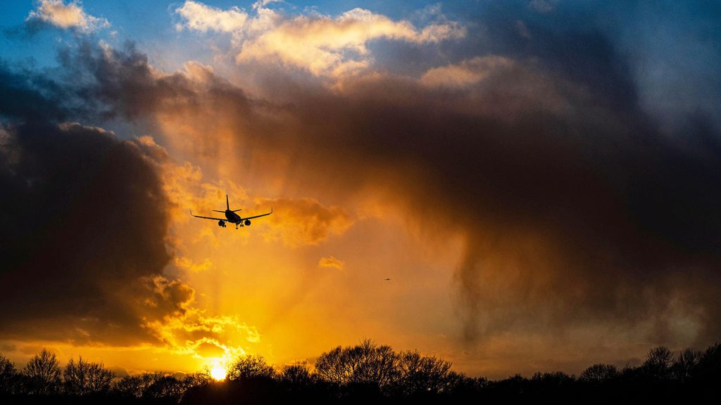 Boeing enjoys a Trump bump Boeing enjoys a Trump bump