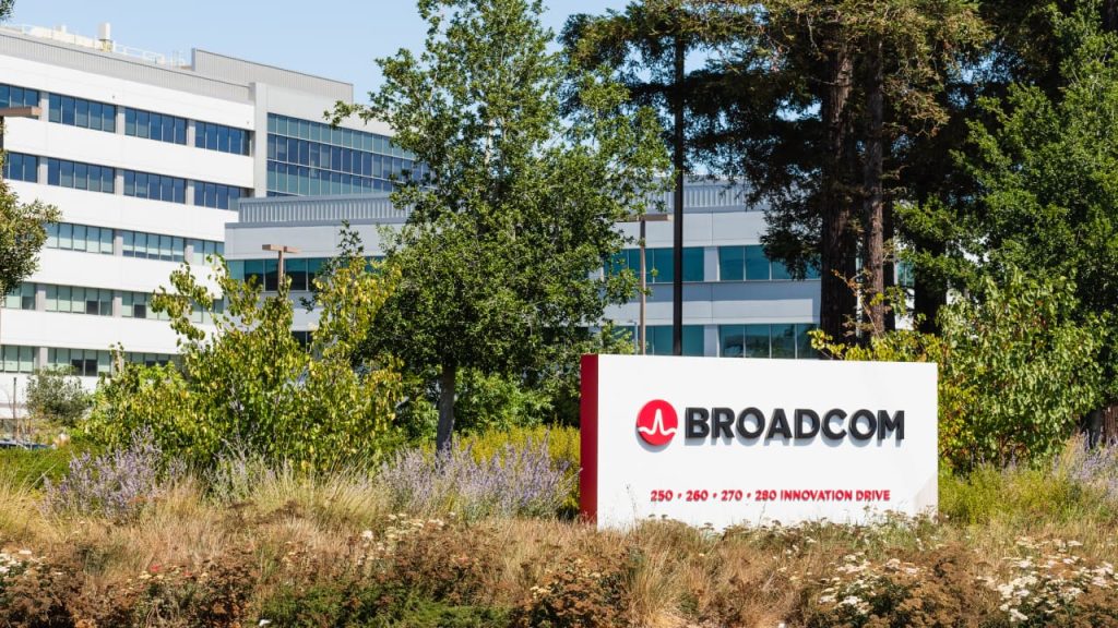Why Broadcom’s earnings report has Wall Street so upbeat on a bad day for chip stocks