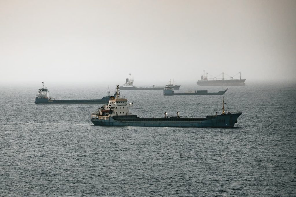 Global oil prices settle at one-month high despite new Iran ceasefire proposal, as blockade on Saudi Arabia by Yemen’s Houthis keeps market on edge Global oil prices settle at one-month high despite new Iran ceasefire proposal, as blockade on Saudi Arabia by Yemen’s Houthis keeps market on edge