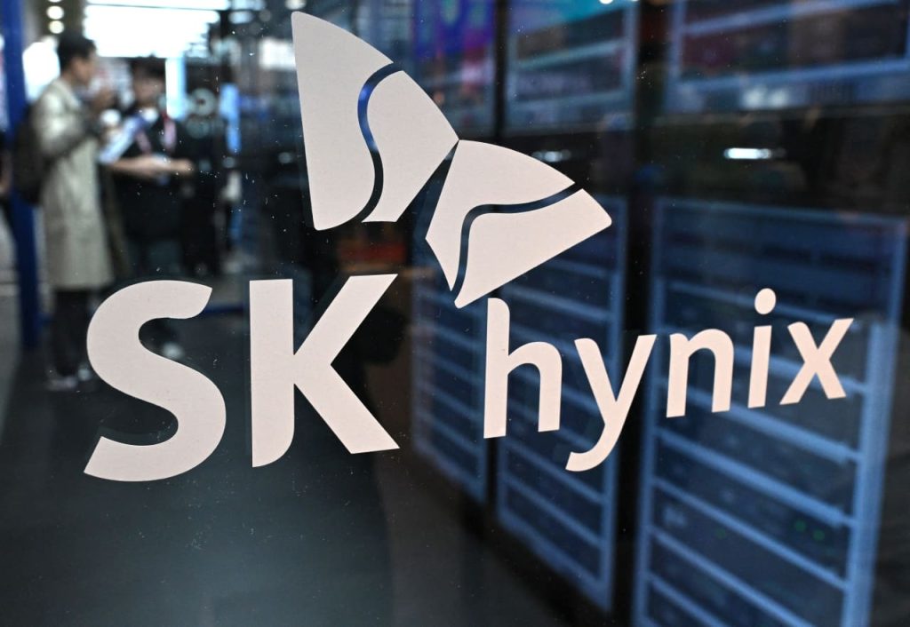 SK Hynix raises $26.5 billion in U.S. offering. What to know about the stock. SK Hynix raises $26.5 billion in U.S. offering. What to know about the stock.